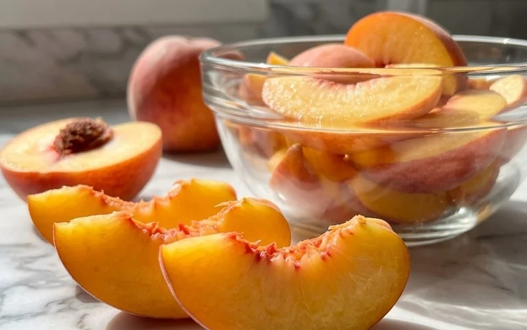 Freezing Peaches, How to Easily Freeze Peaches